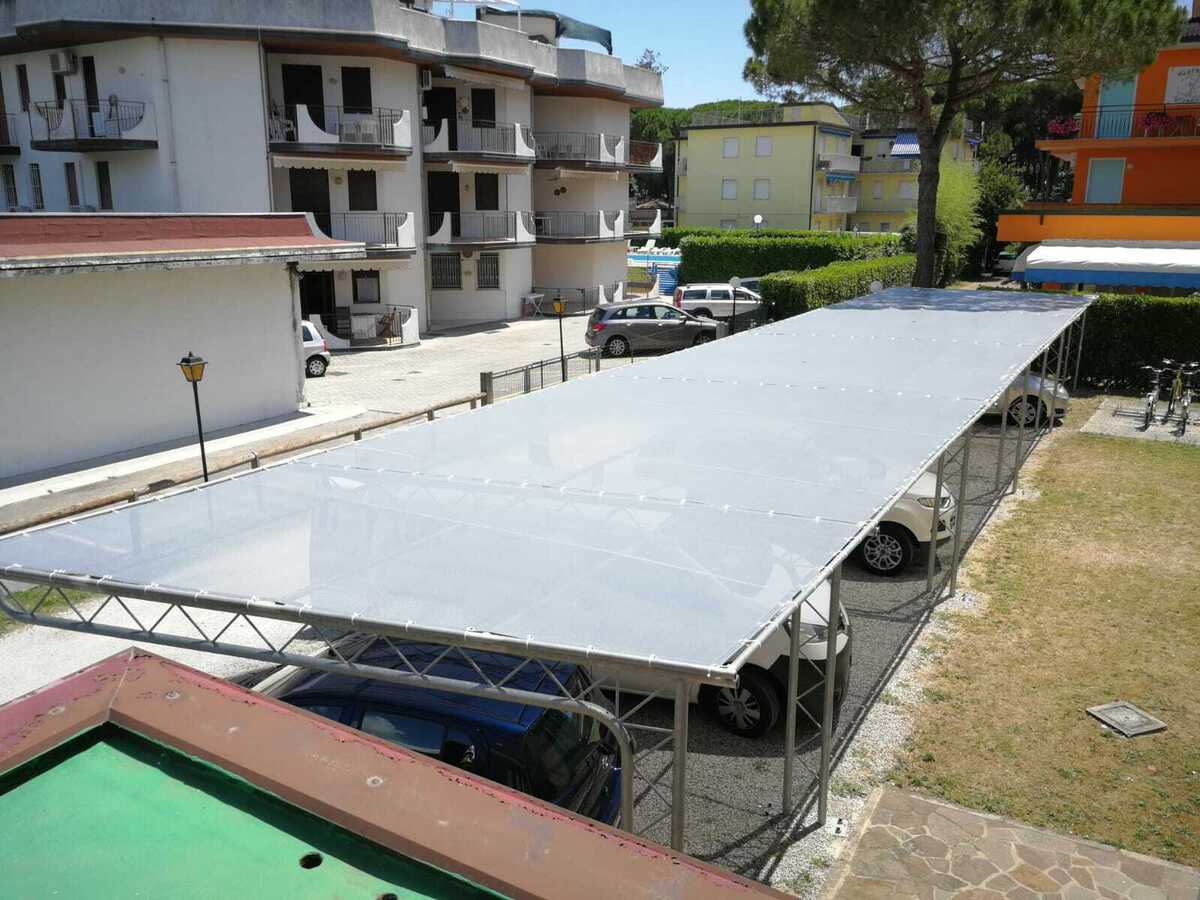 Installazione teli antigrandine su misura