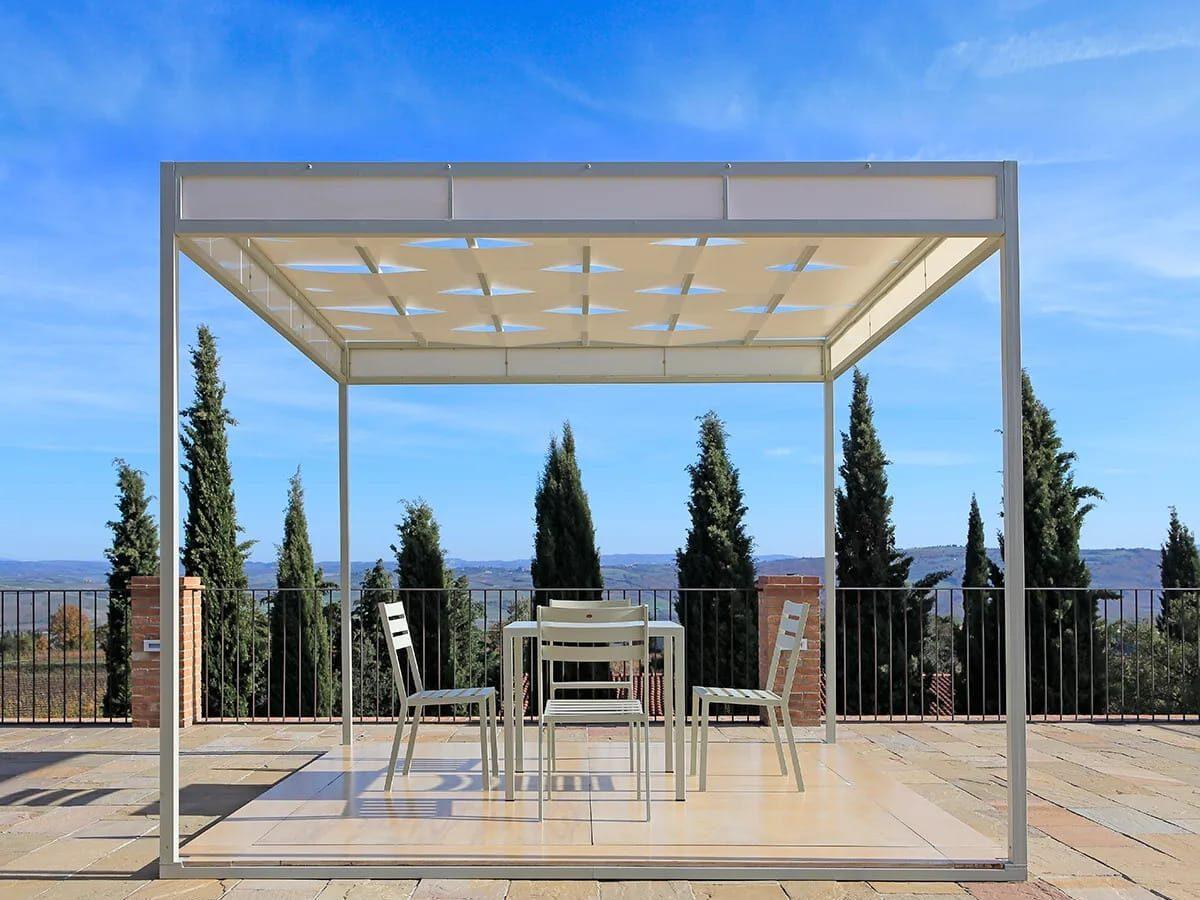 Pergola autoportante per spazi esterni