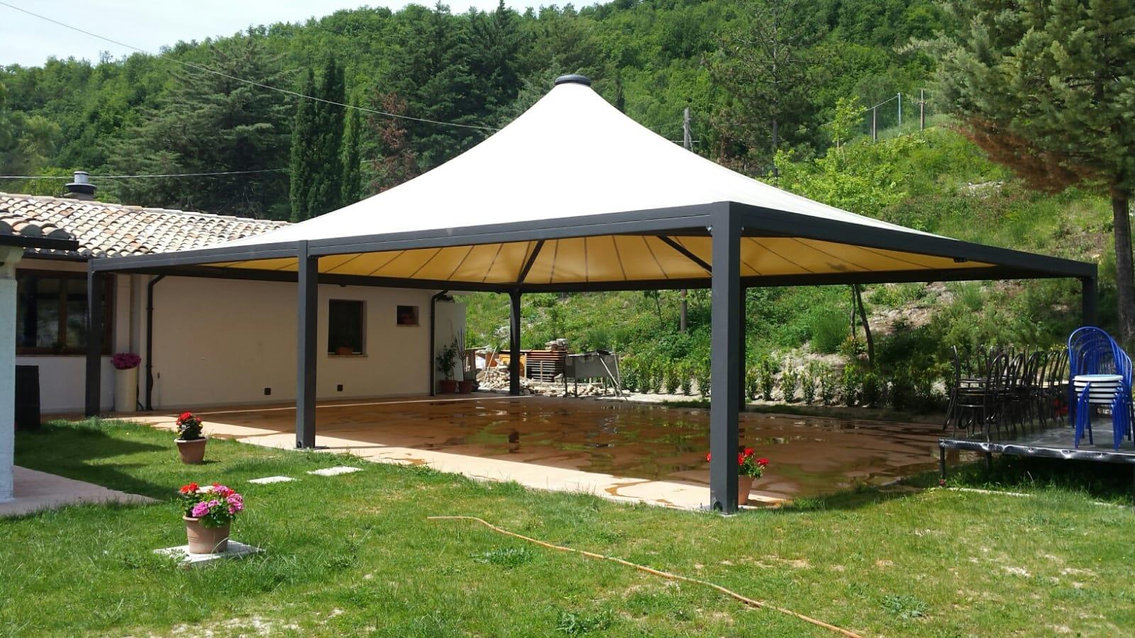 gazebo per spazi esterni