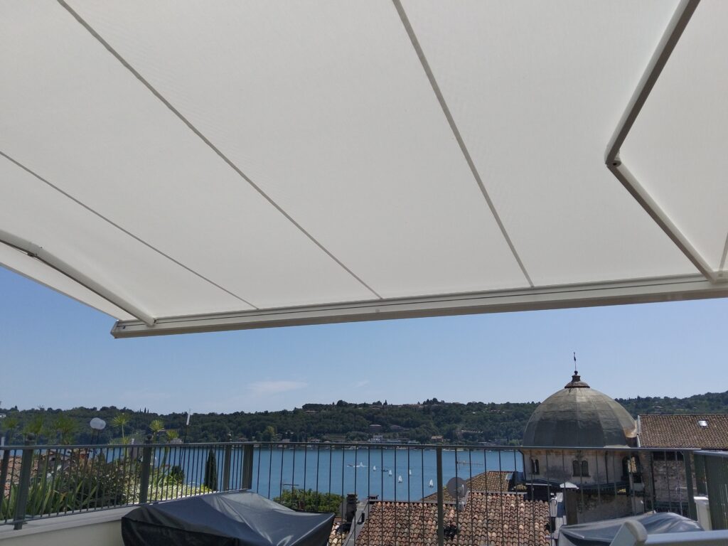installazione tende da sole a bracci in provincia di brescia